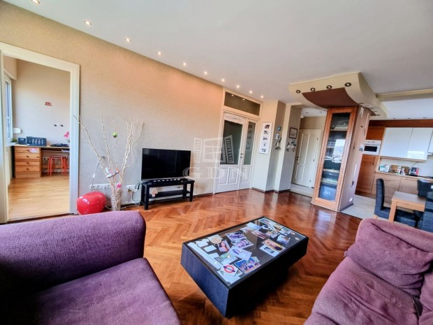 Elad� t�glalak�s Budapest XII. ker�let, Hegyalja �ton panor�m�s!