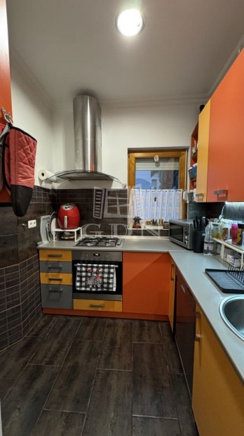 Elad� t�glalak�s Budapest XXIII. ker�let, H�s�k tere