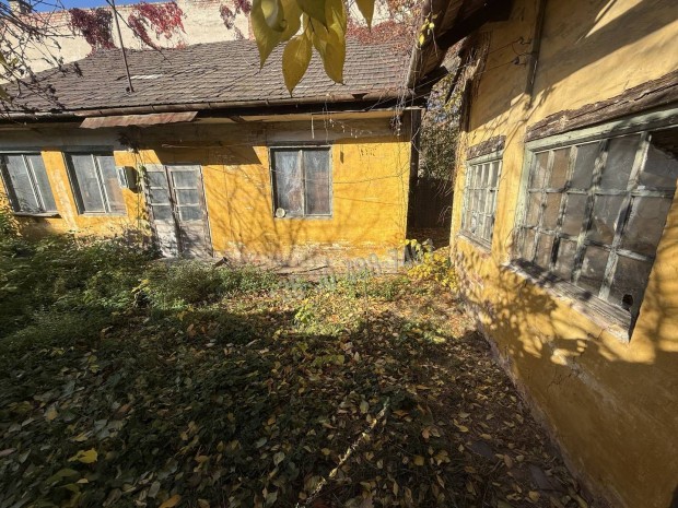 Elad� t�glalak�s V�c sz�v�ben! Fedezd fel ezt a remek elhely 11967_bhi