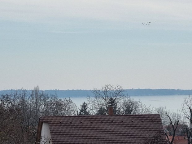 Elad telek Balatonkenese