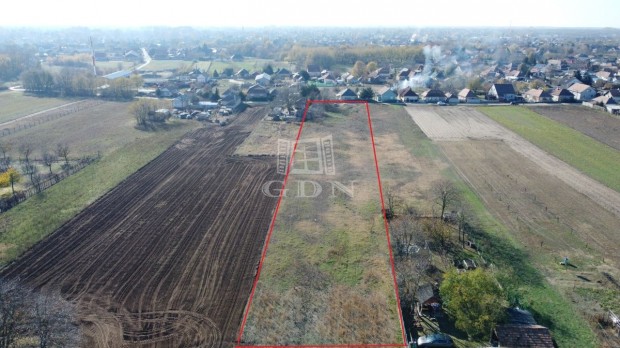 Elad� telek Pilis, csendes r�szen