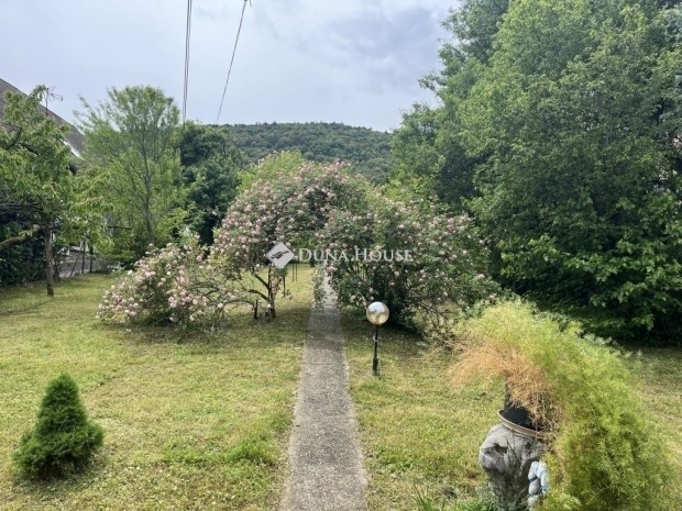 Elad� telek, Budapest 3. ker.