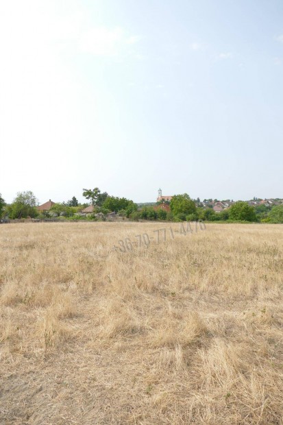 Elad� telek, Ercsi T�tlik, Csokonai utca, 79900000 Ft, 8496 nm 34_kha