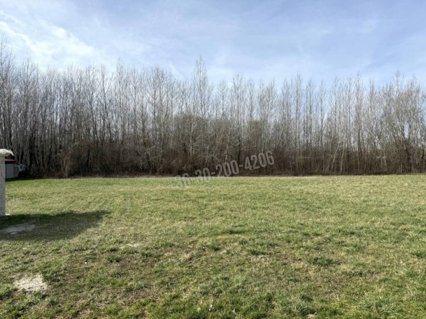 Elad� telek, Kimle Kimle, 19990000 Ft, 648 nm