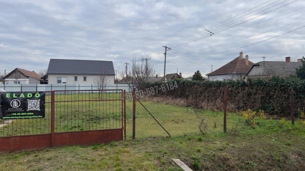 Elad� telek, Nagyr�b� Nagyr�b�, 3990000 Ft, 756 nm 142_beho