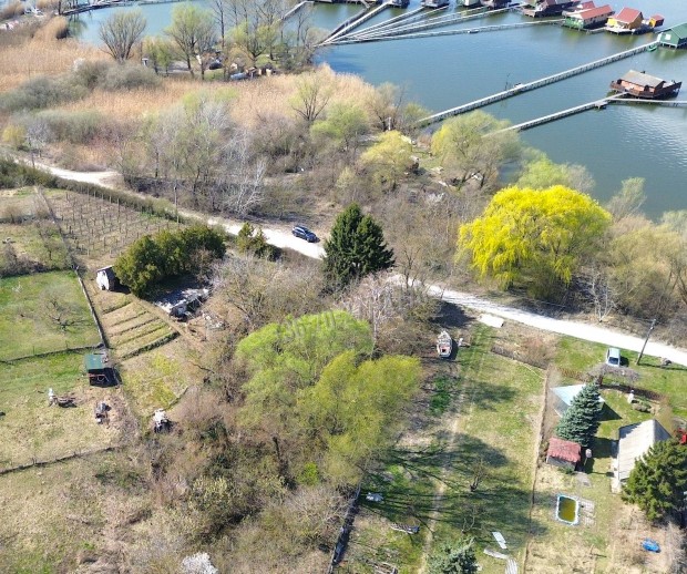 Elad� telek, Oroszl�ny, 8700000 Ft, 1500 nm 199_tl