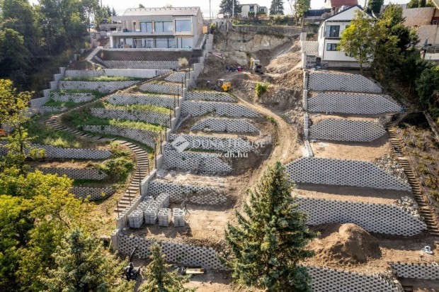 Eladó telek, Szentendre panorámás telek Napos sétány