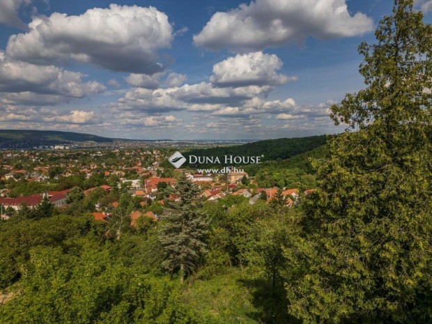 Eladó telek, Törökbálint