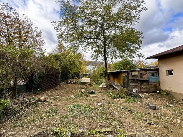 Elad� telek - Budapest III. ker�let, �buda