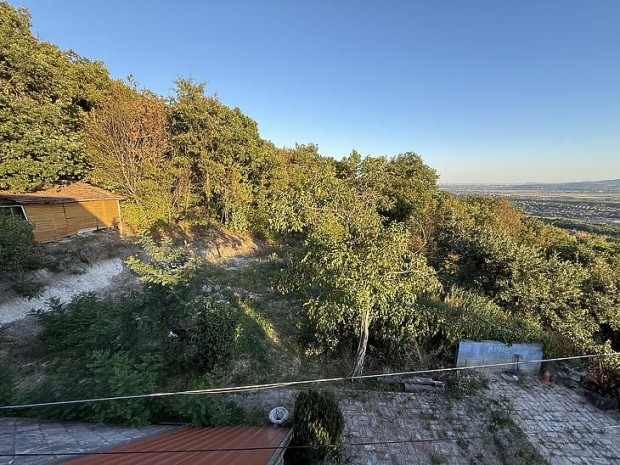 Eladó telek - Szentendre