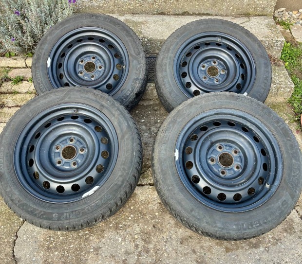 Elad tli gumi garnitra