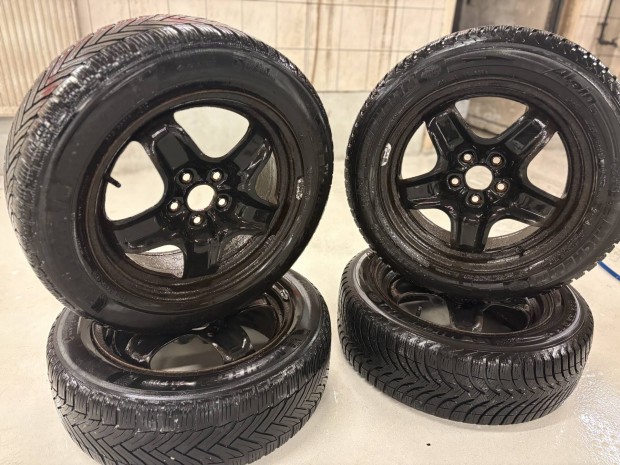 Elad� t�ligumi lemezfelnivel