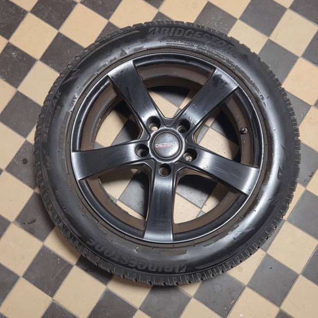 Eladó téligumi szett