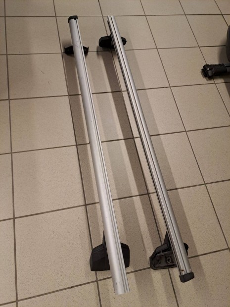 Elad tetcsomagtart sn