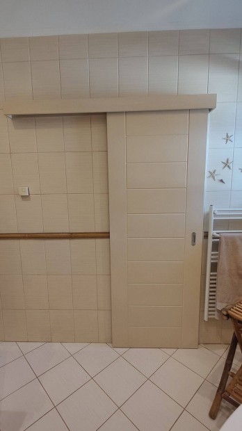 Eladó tolóajtó 80x212cm