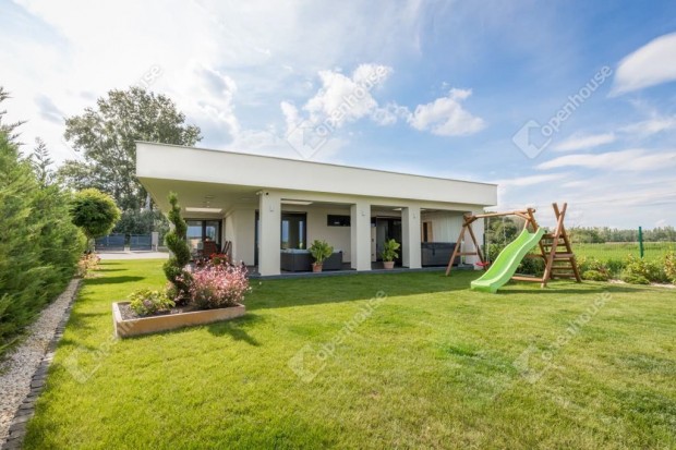 Elad� t�parti csal�di h�z - Kiv�l� Airbnb befektet�s