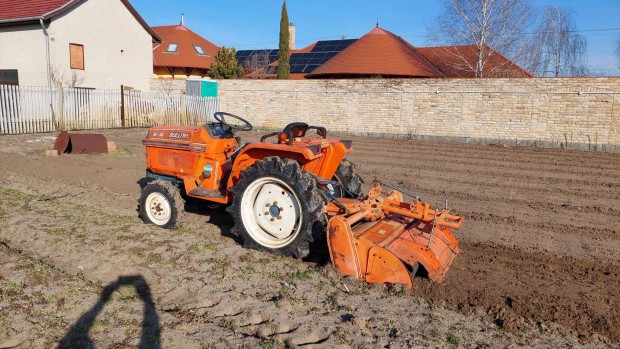 Elad traktor Kubota Bulltra 17 yanmar iseki