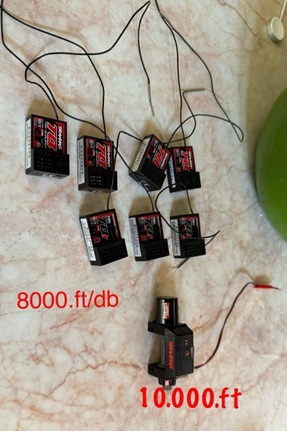 Elado traxxas vevok