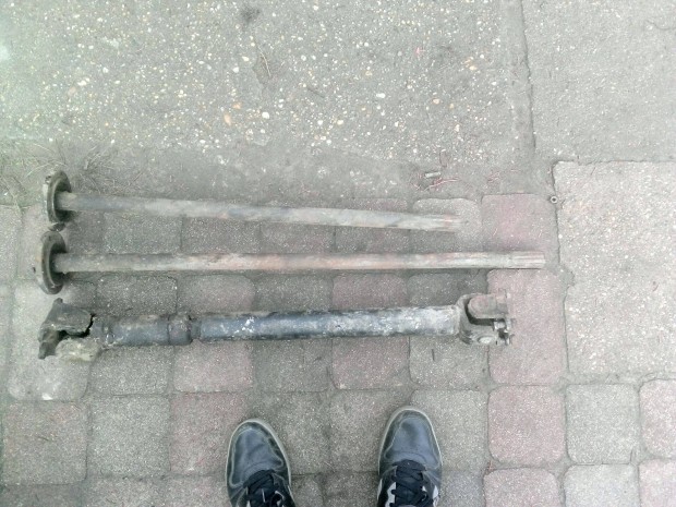 Elad uaz fltengelyek tkletes llapotban