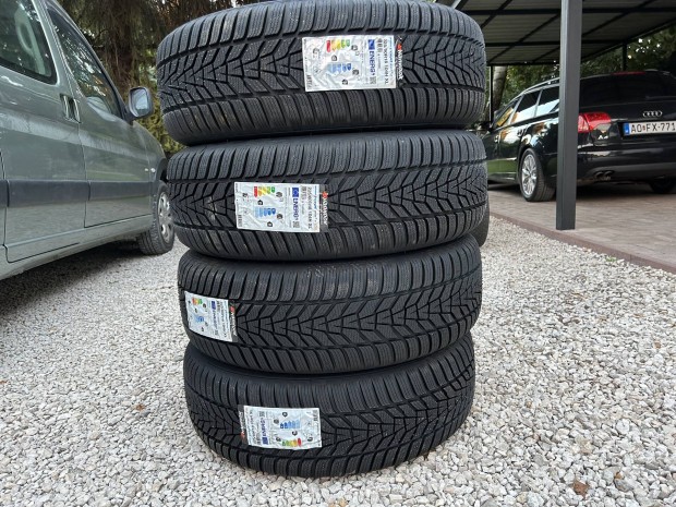 Elad j 225/60 r18 Hankook defekttr tli gumi!
