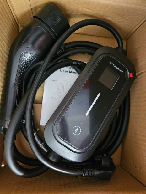 Eladó új 3,5m EV töltő Type 2 1 fázis (3, 5kw) 8-16A