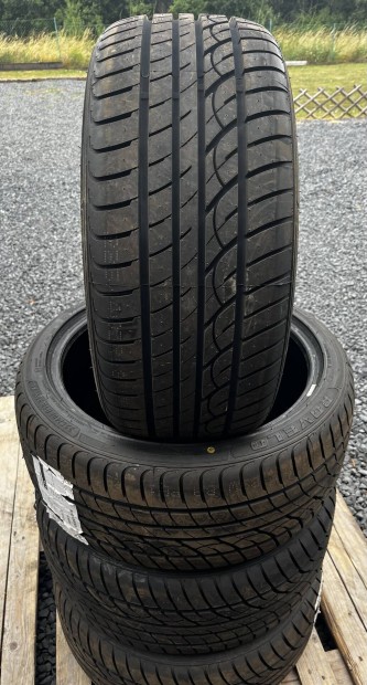 Eladó új 4 darab Rovelo Rxp-988 225/40R18 nyári gumi