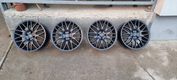 Elad j 4x100 8x17" et15 Keskin alufelni garnitra.