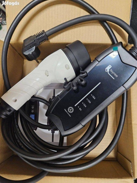 Eladó új 5m EVSE EV töltő Type 2 1 fázis (3, 6kw) 8-16A