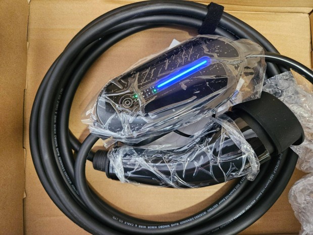 Eladó új 5m EVSE EV töltő Type 2 1 fázis (3, 6kw) 8-16A EU dugó