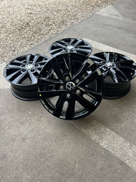 Eladó új 5x120 r16 gyári VW alufelni szett!