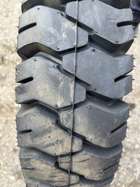 Eladó új 6.50-R10 armour tömlős gumiabroncsok több garnitúra!!