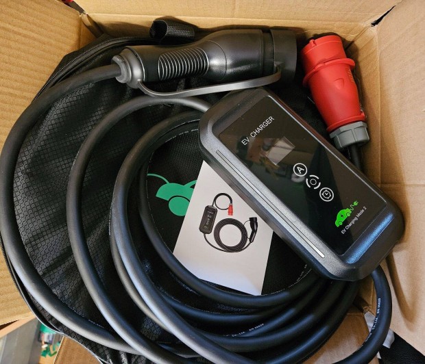 Eladó új 7m EVSE EV töltő Type 2 3 fázis (11KW) 6-16A elektromos jármű