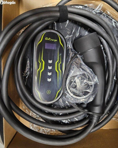 Eladó új 8m EVSE Wi-Fi Type 2 1 fázis (3.6KW) 6-16A +táska és tartó