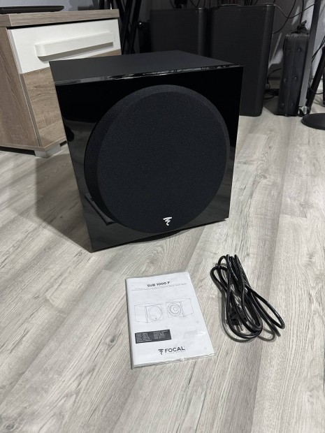 Elad j Focal Sub 1000 F 