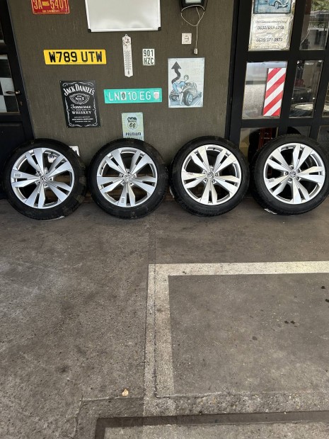 Elad j ID4-5 5x112 r20 ktszles alufelni szett tli gumival