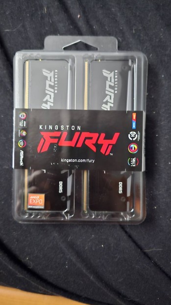 Eladó új Kingston Fury 32GB Beast RGB DDR5 6000MHz CL36 KIT