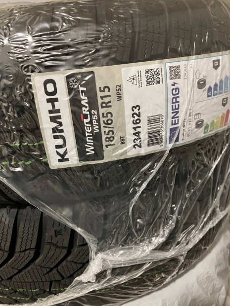 Eladó új Kumho téligumi