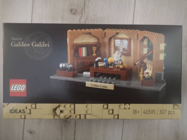 Elad j LEGO Tisztelgs Galileo Galilei eltt (40595)