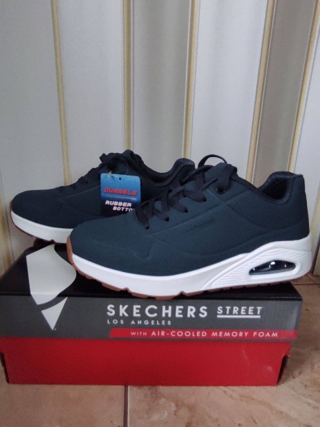 Elad j sttkk Skechers cip