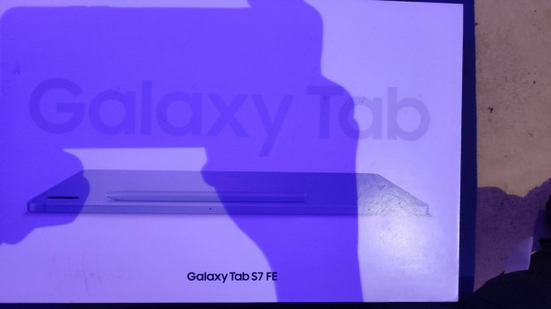 Elad j szer Samsung Galaxy S7 FE tablet  150 000 Ft, nem alkukpes 