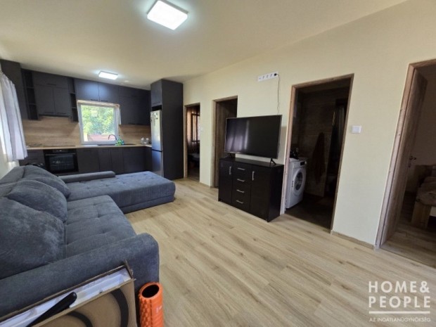 Elad� �j�p�t�s� h�z Szikin! - Szeged