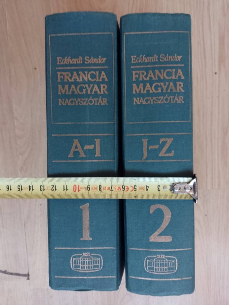 Eladó újszerű 2 kötetes Francia-Magyar szótár Zalaegerszegen
