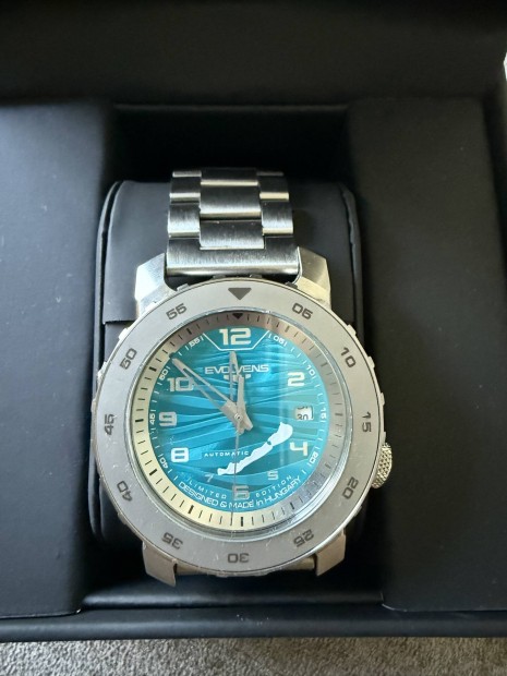 Elad jszer Evolvens balaton 44 mm frfi karra