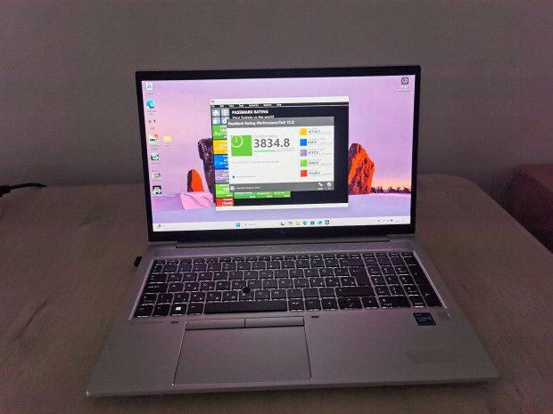 Eladó újszerű Hp 850 g8 i7 11 gen laptop 512SSD 32GB DDR4 RAM Gyári Ma