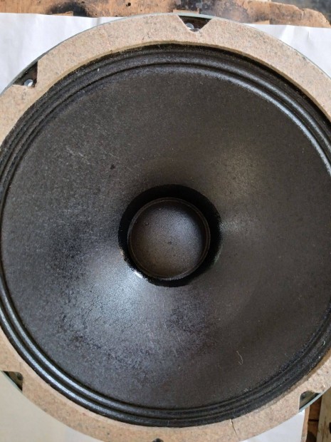 Eladó újszerű Jensen szilver 2db sorszámozott hangszoró
