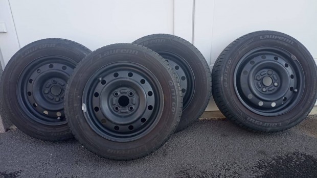 Elad� �jszer� Laufenn ny�ri gumi szett 14" szinterezett lemezfelnin (S