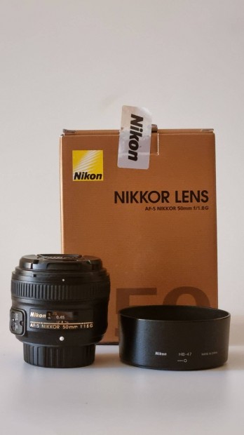 Eladó újszerű Nikkor objektív!