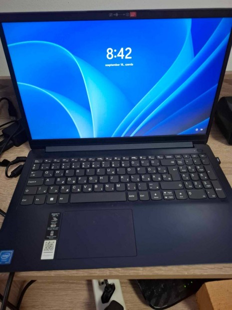 Elad jszer lenovo laptop 70 ezer