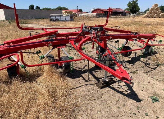 Eladó újszerű rendterítő