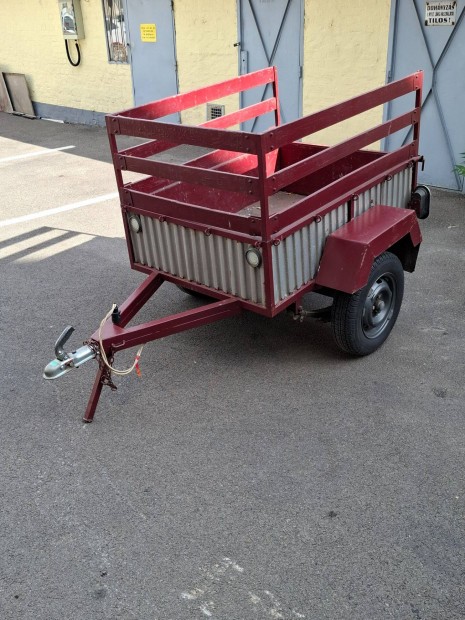 Elad� ut�nfut� - egyedi gy�rt�s�